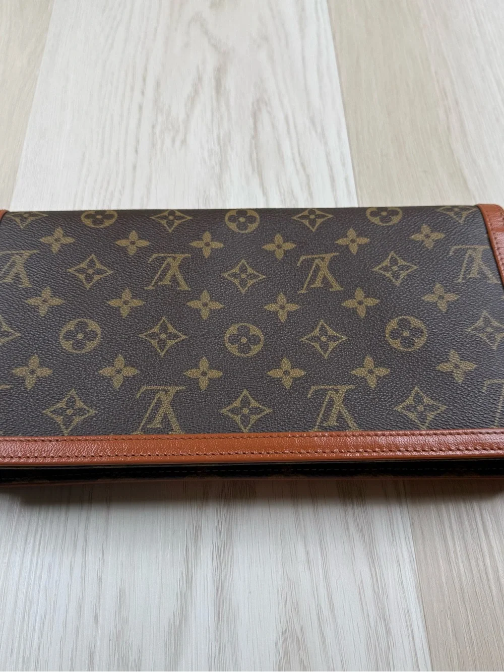 Louis Vuitton Monogram Foldover Clutch in Brown and Tan Leather Trim - Picture 4 of 16